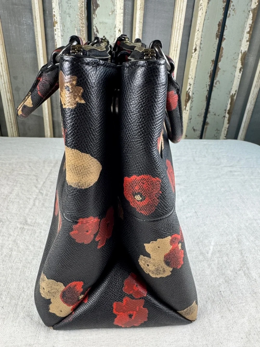 Coach Turnlock Borough Bag in Floral Print Leather. - Picture 11 of 16